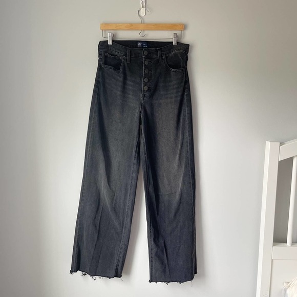 Gap Denim Women's Black Button Fly Wide Leg Raw Edge Hem Jeans Size 10/30T - Picture 1 of 4